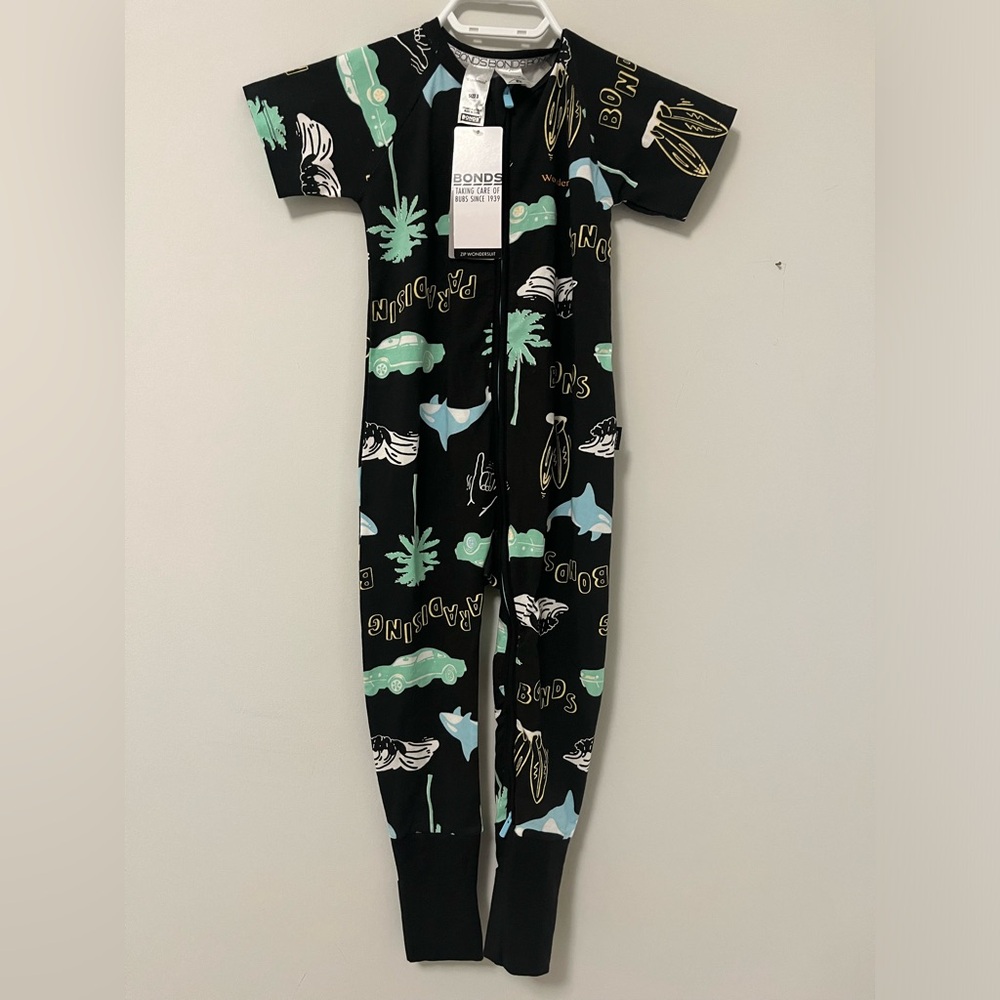 Bonds “Surfers Paradise” Wondersuit - NEW WITH TAGS. Size 3